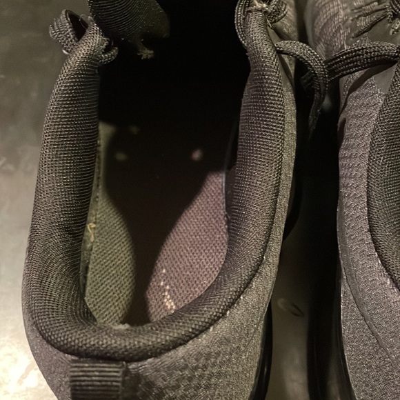 Men’s Nike Cross Trainers, Color: Black, Size: 12 - Picture 10 of 13